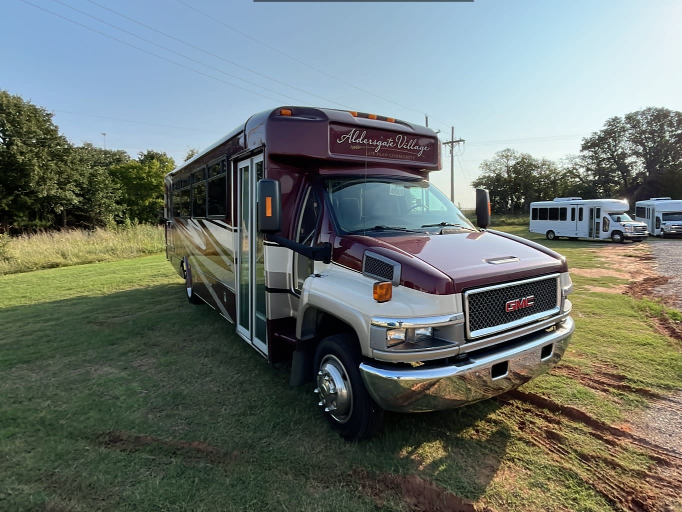 2009 GMC TopKick's photo