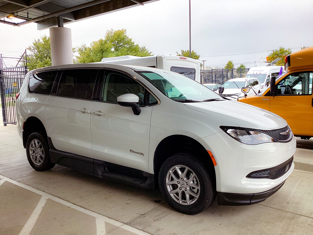 2023 BraunAbility Chrsyler Voyager LX Side Entry Gas 6&2