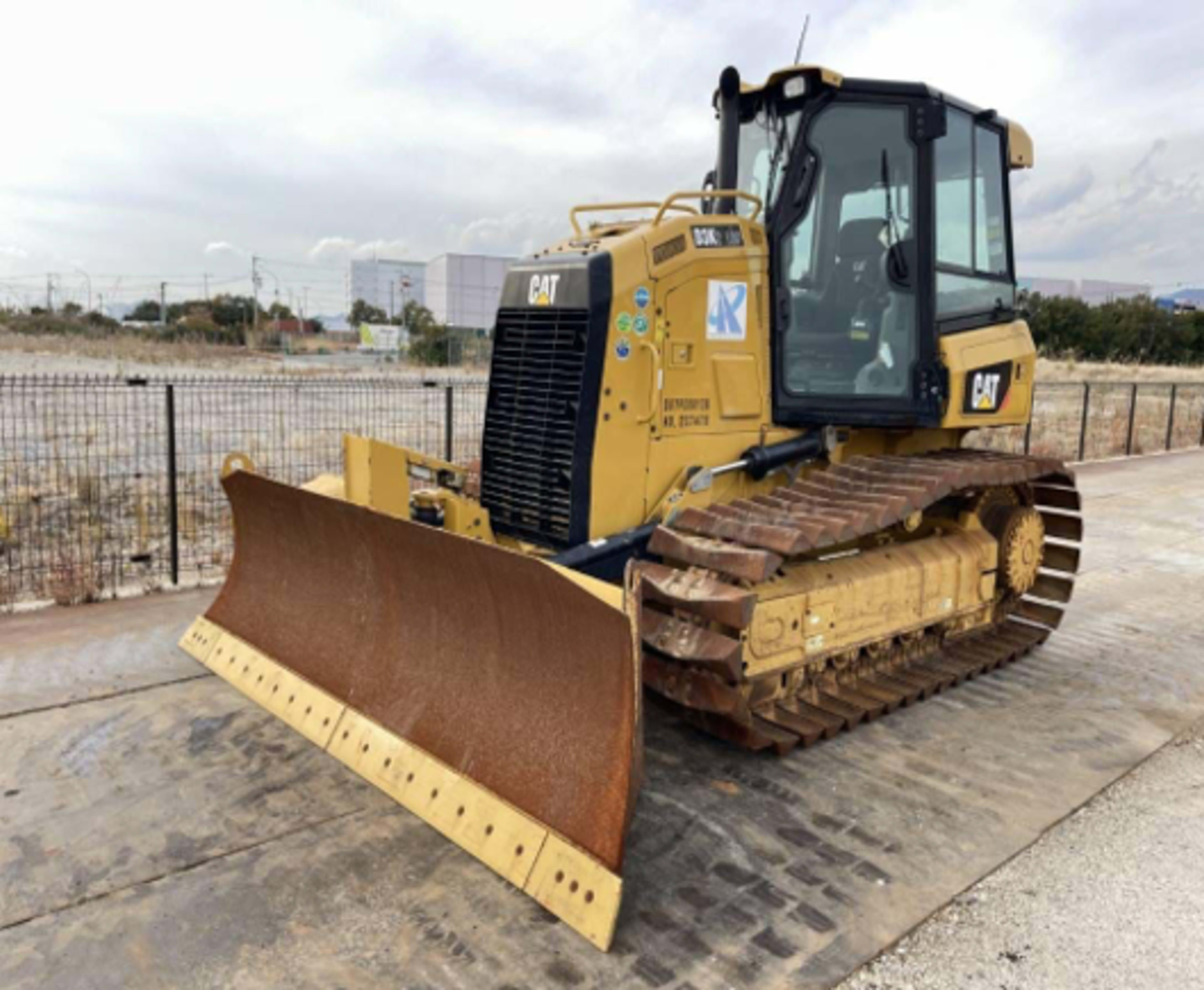 CATERPILLAR D3K2 LGP