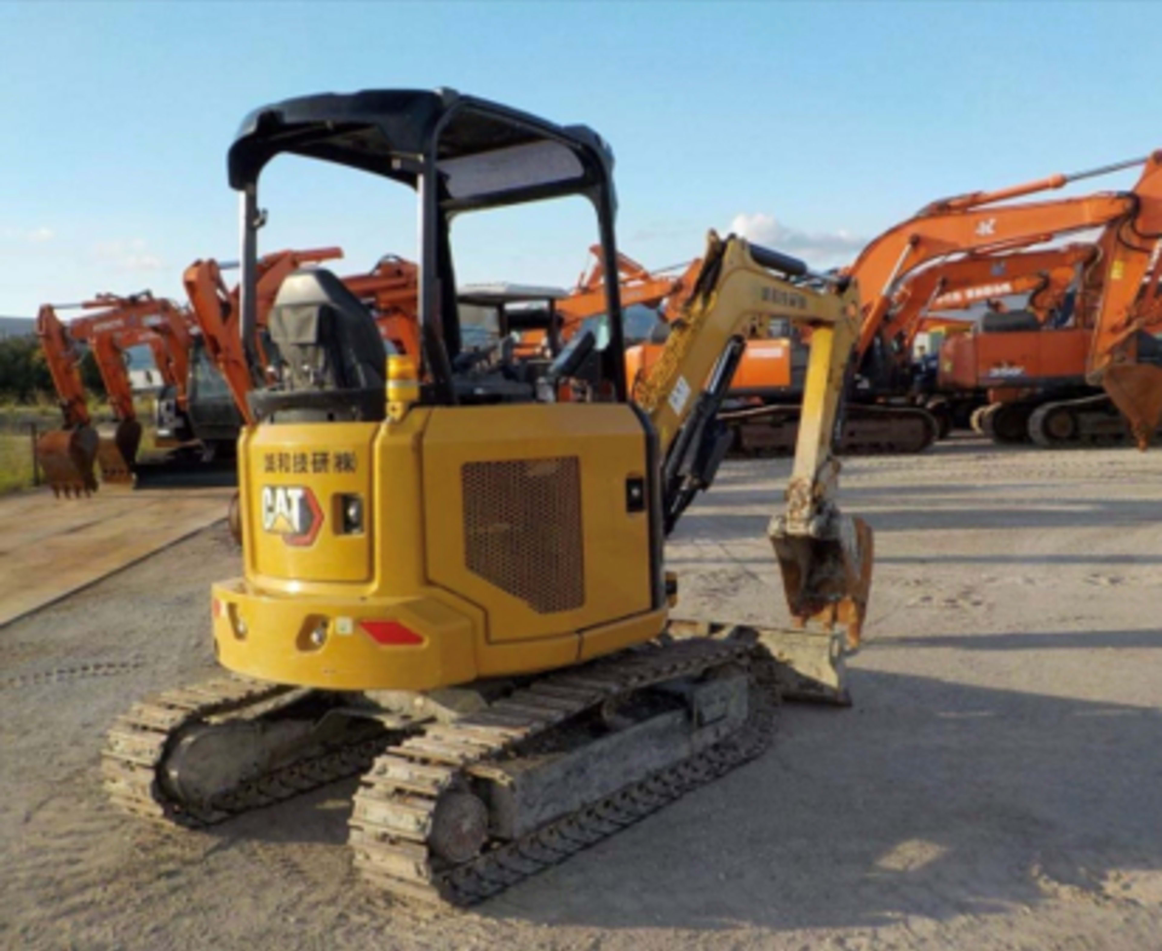 CATERPILLAR CAT 303 CR 