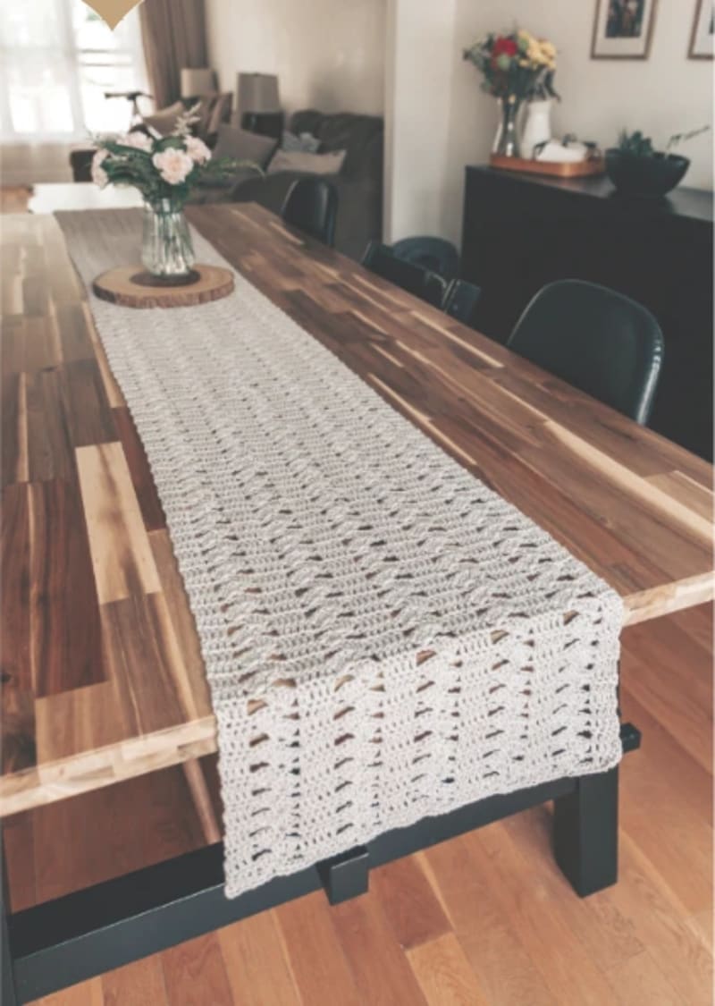 Summer Breeze Table Runner