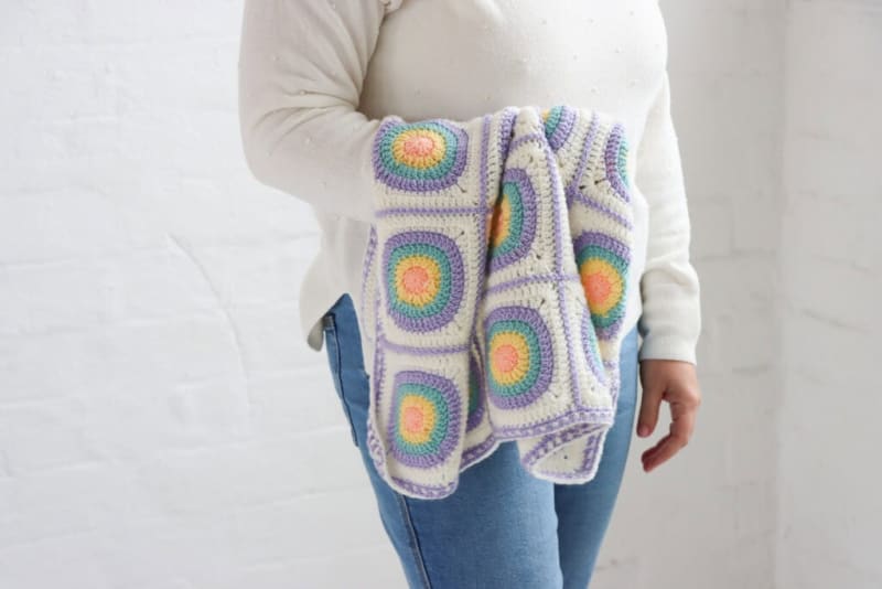 Circle Of Hope Blanket FREE Crochet Pattern