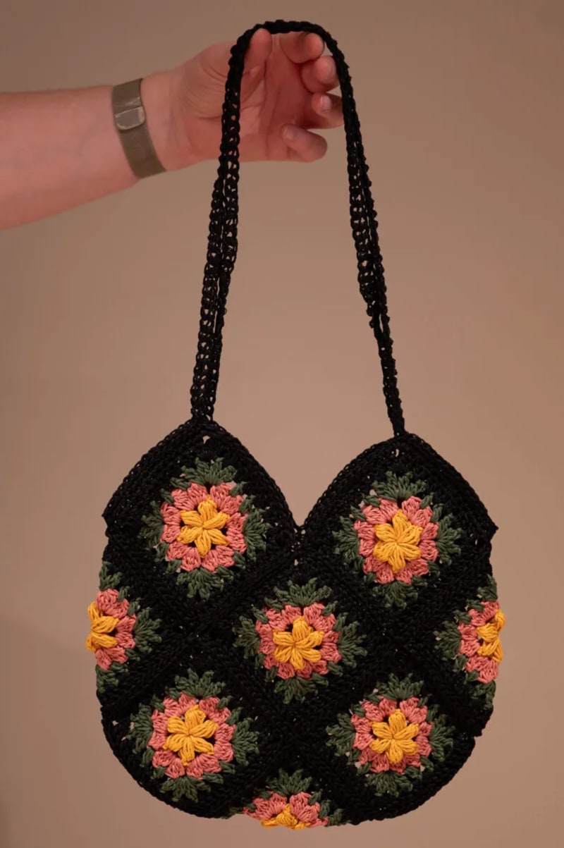 Bloom Granny Square Bag Crochet Pattern
