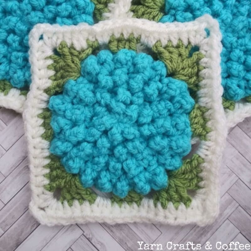 Free Crochet Flower Granny Square Pattern | Lilah Afghan Square