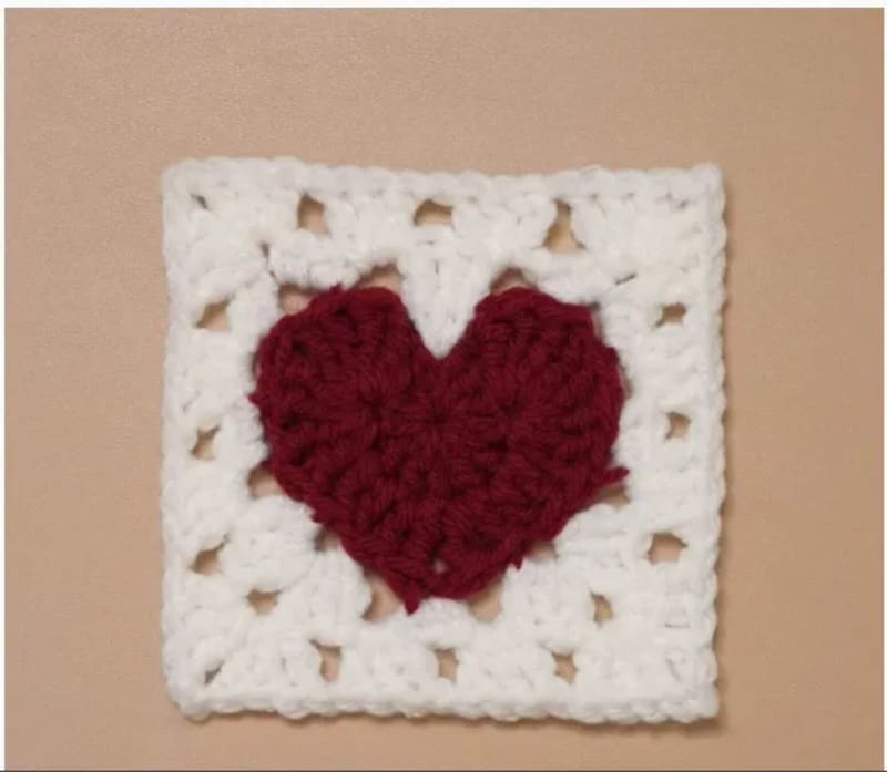 Crcochet Heart Granny Square Pattern