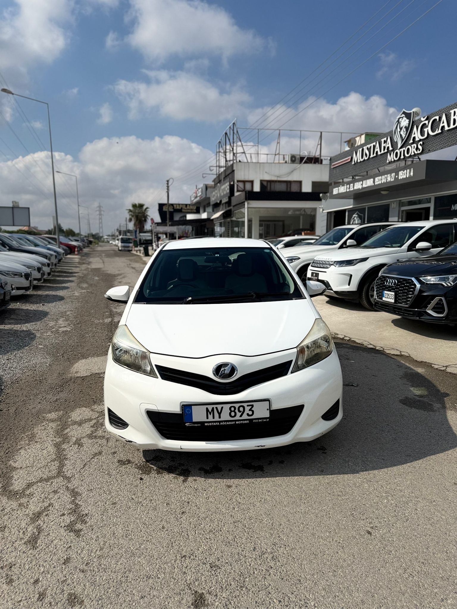 Toyota Vitz 2012
