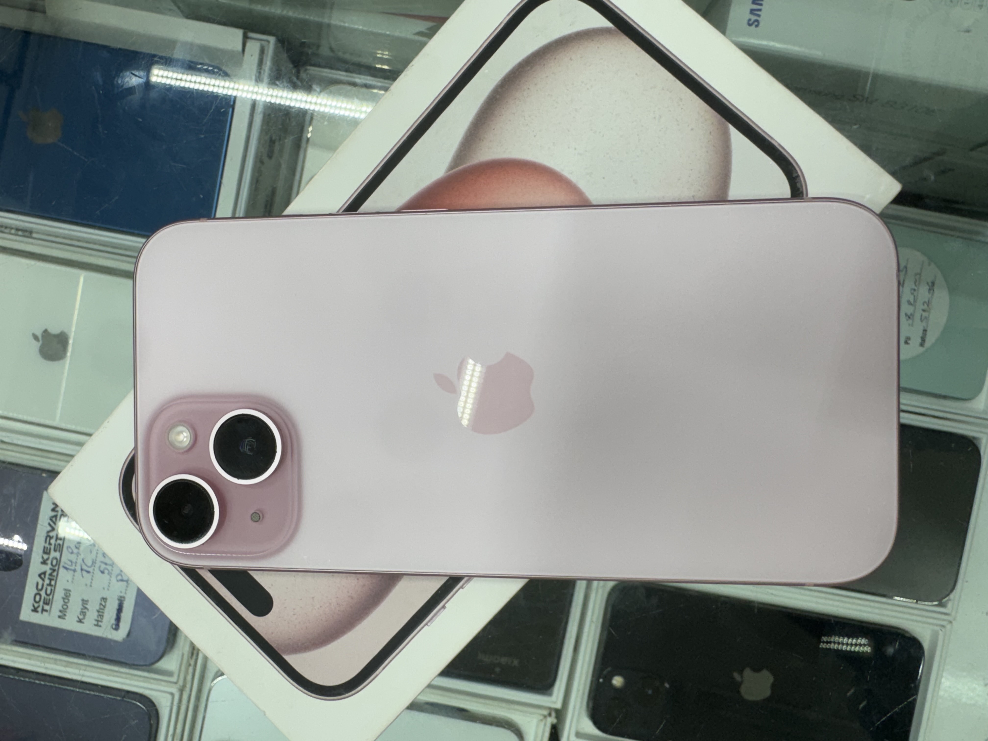 Apple iPhone 15 128 GB