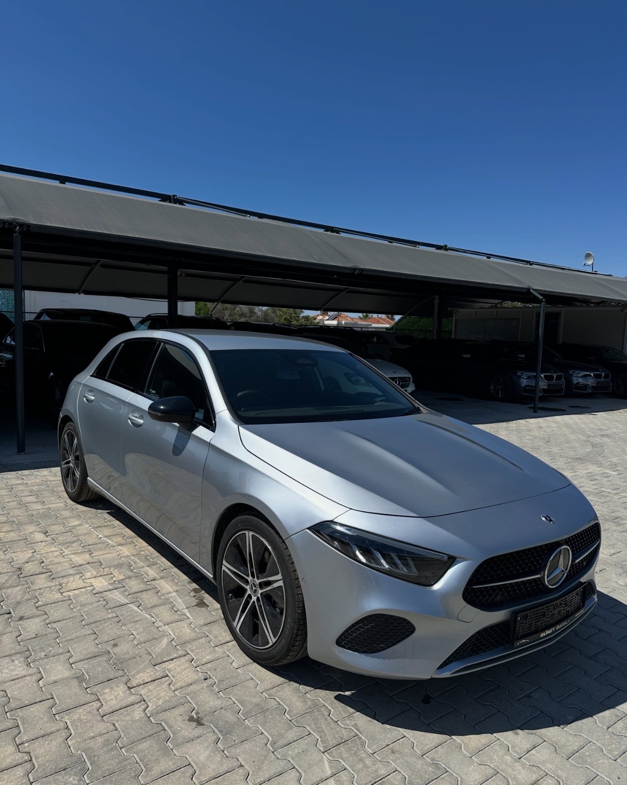 Mercedes-Benz A 180 2025