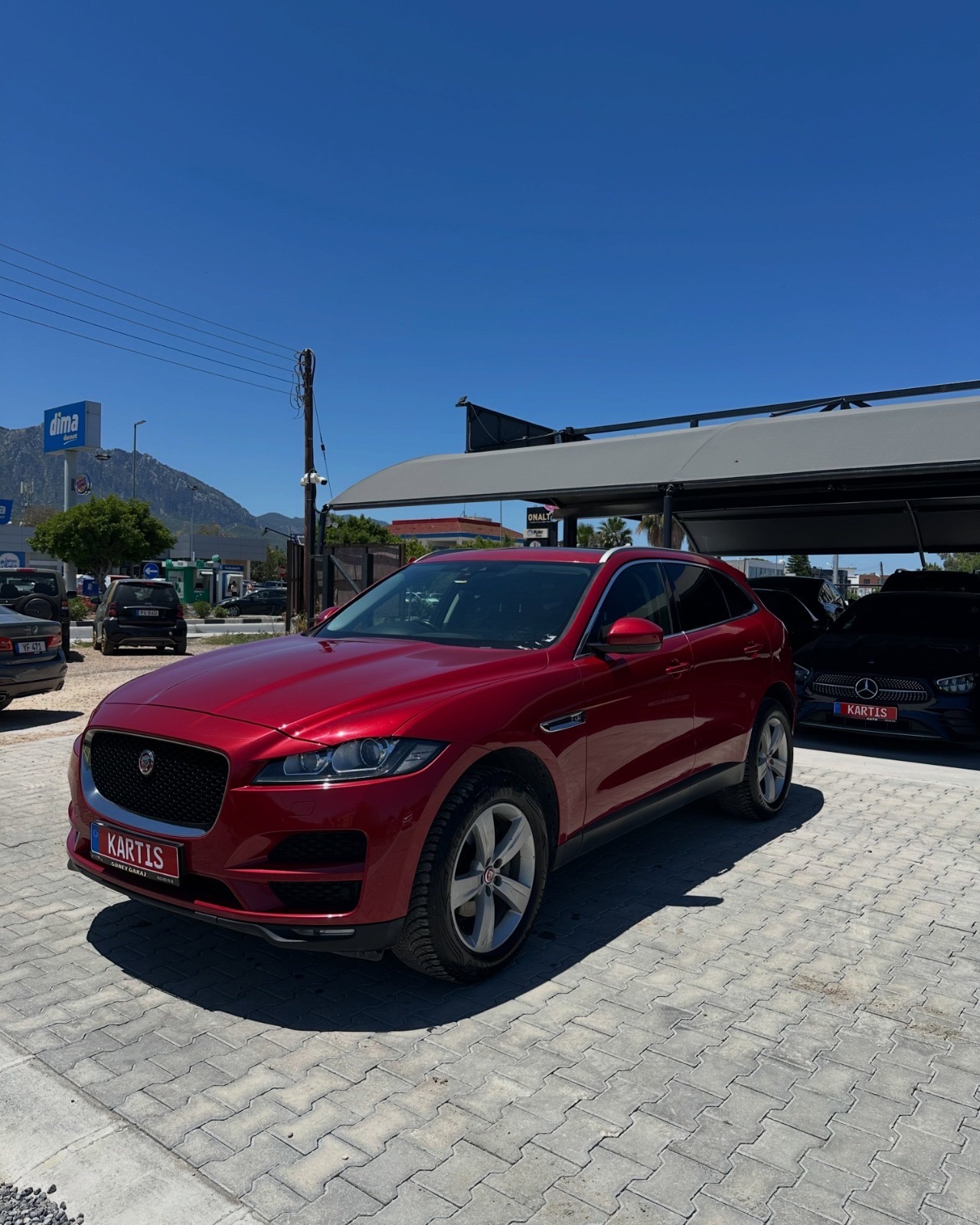Jaguar F-Pace 2017