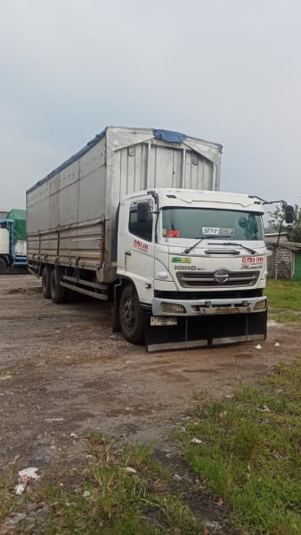 Hino