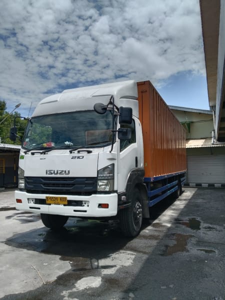 Isuzu