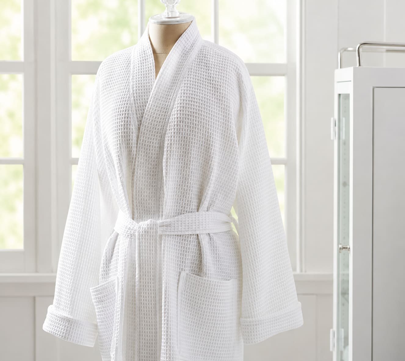 Hospitality linen collection Hotel Waffle Bathrobes for hotels and guest rooms, image 1