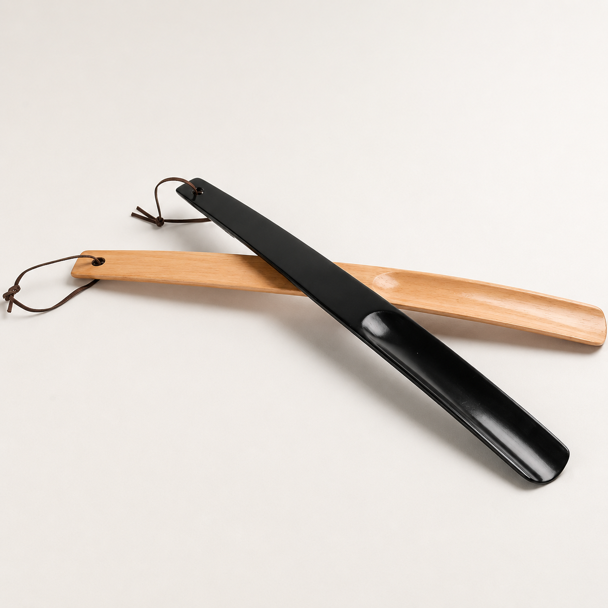 Amenities Luxury Long Handle Wooden Shoe Horn product image