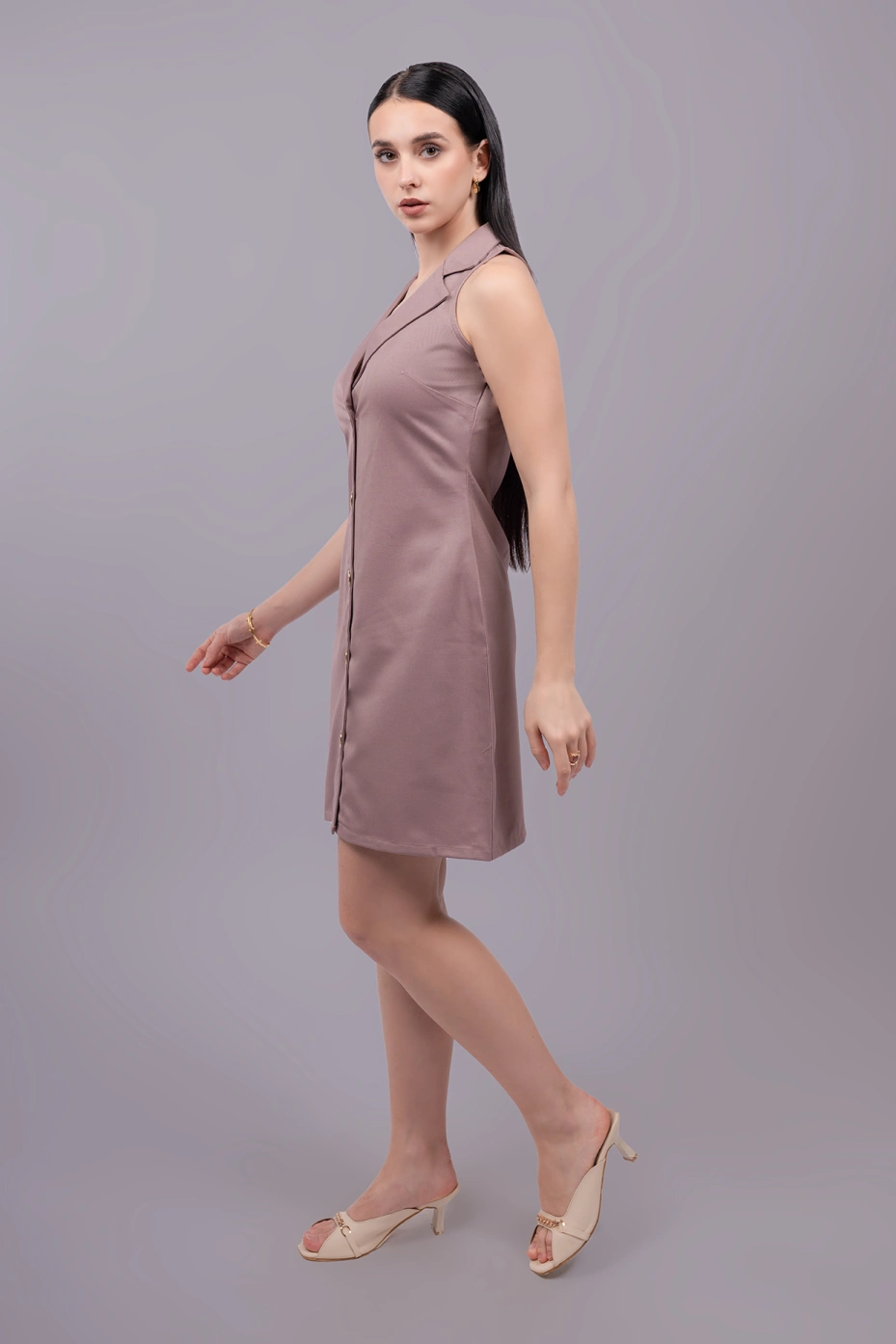 Green corsage satin peplum top