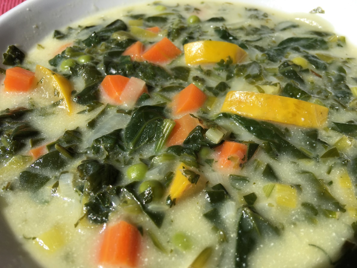 Bunte Sommersuppe