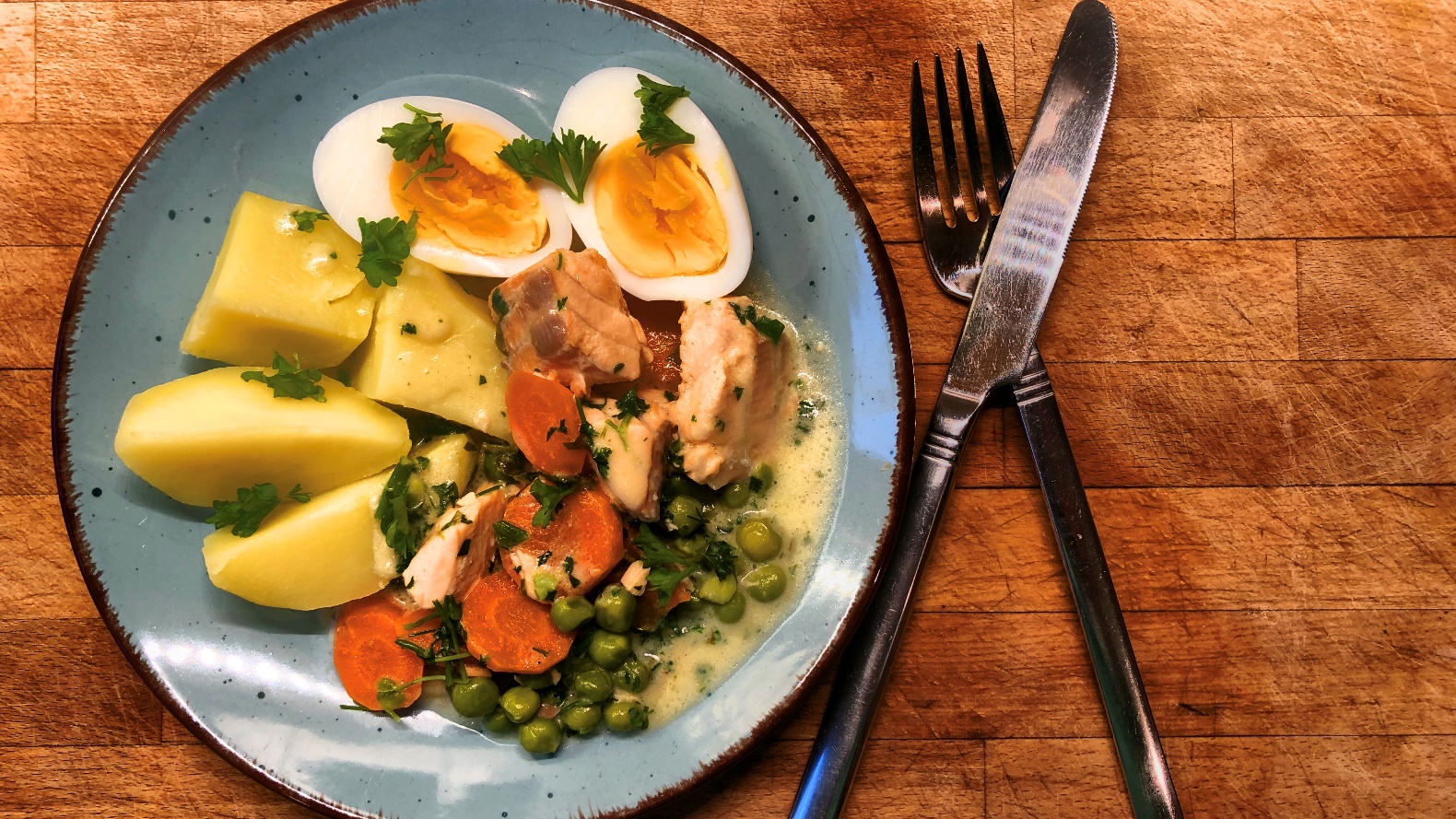 Gemüseragout mit Lachs
