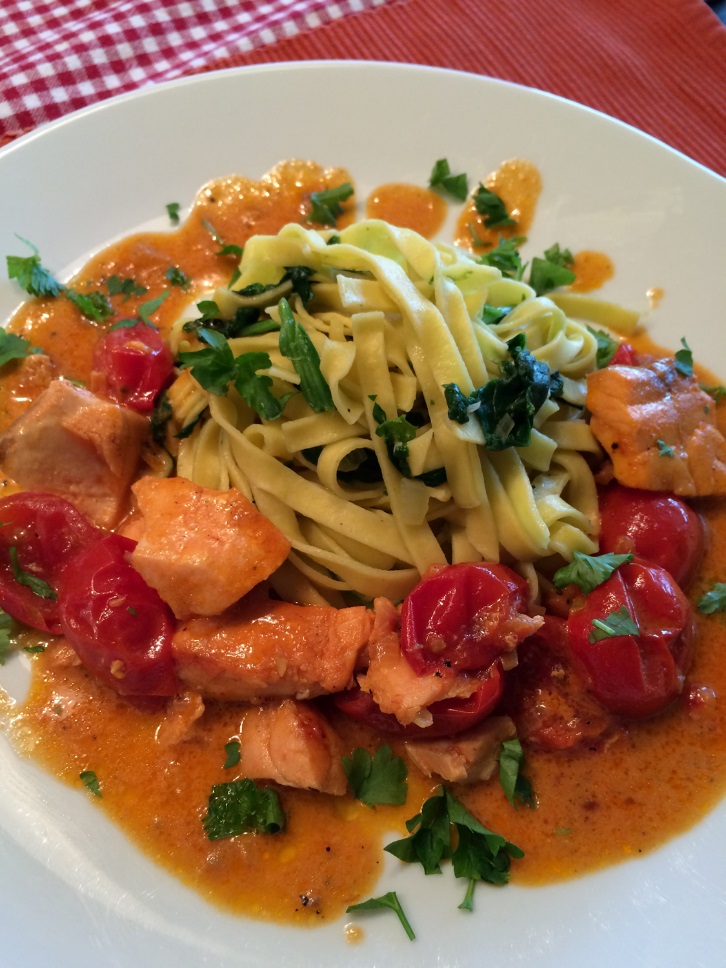 Lachs-Tomaten-Ragout
