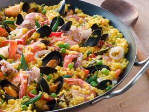 Paella „Fisch und Fleisch“ vom Grill