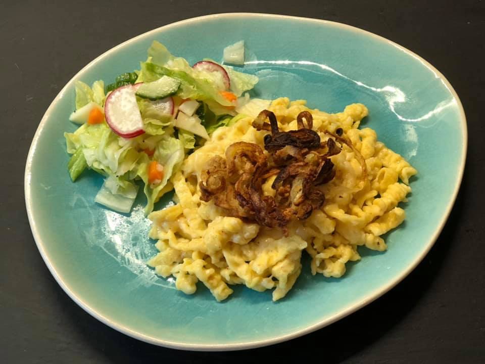 Käsespätzle mit Röstzwiebeln