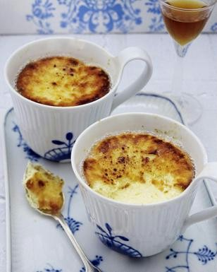 Tassen-Cheesecake mit Lemoncurd