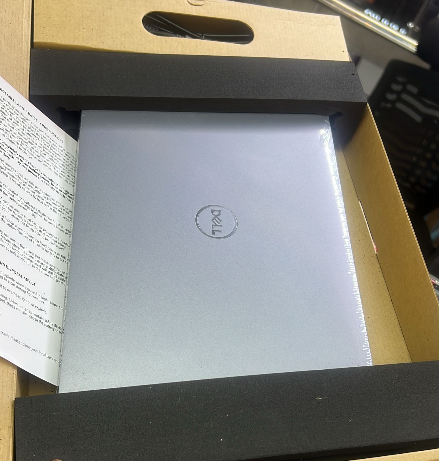 Dell Latitude E5310 10th gen core i7  8GB RAM 256GB SSD