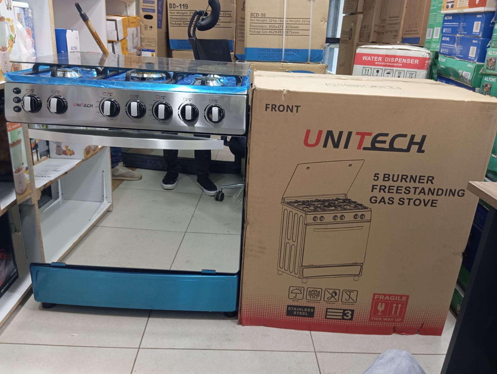 60*80 Unitech 5 burner freestanding  full gas cooker