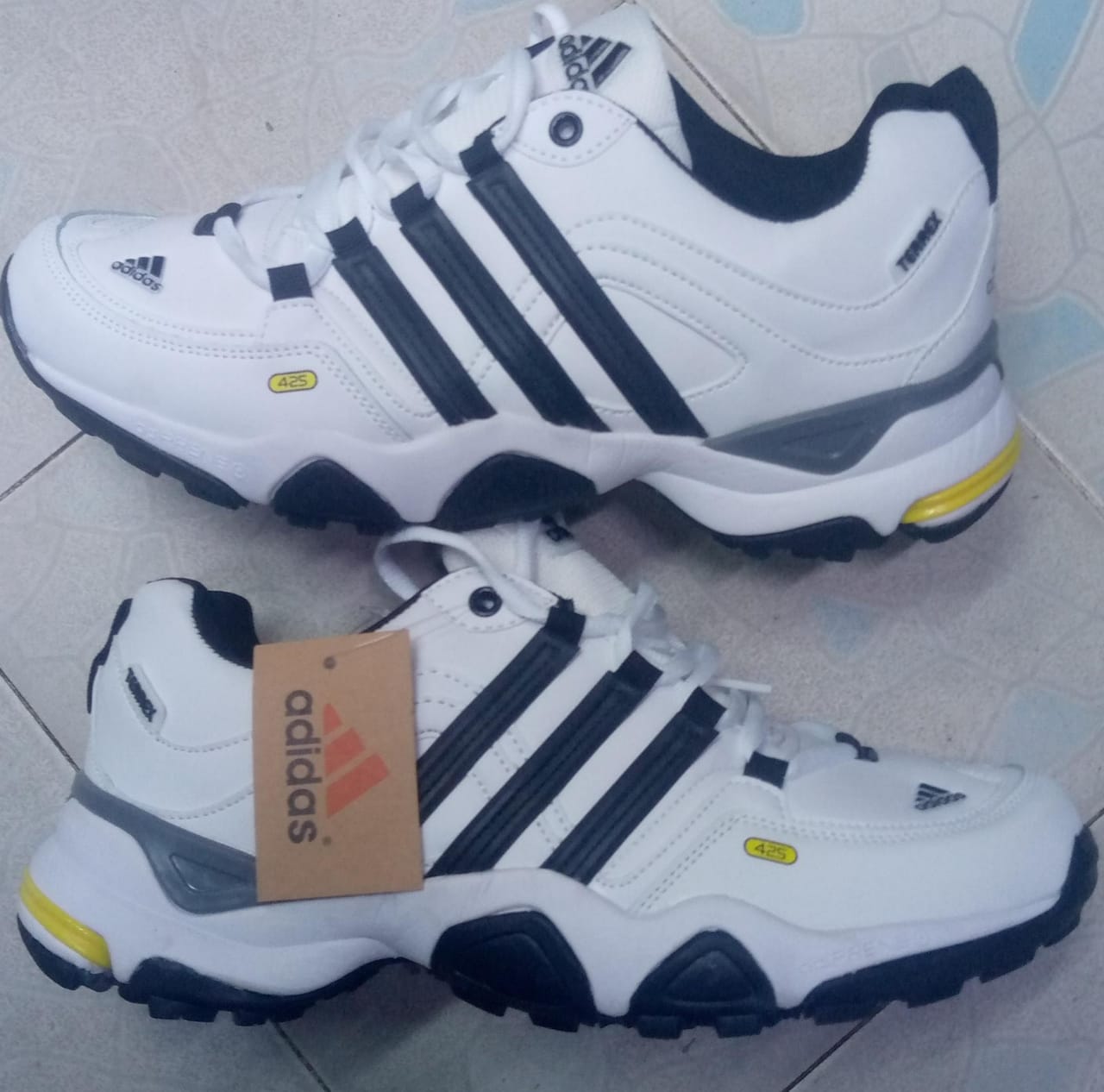 Adidas Terrex 425