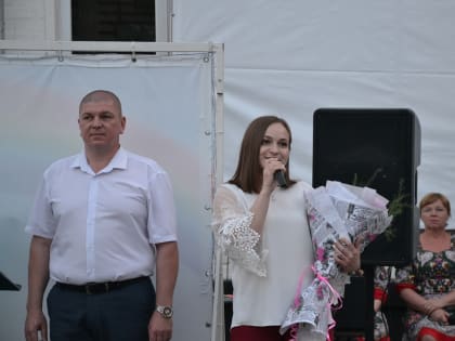 В добрый путь, выпускники!