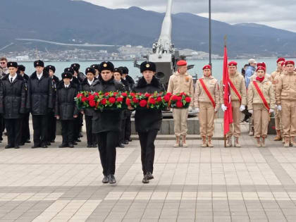 В Новороссийске состоялась традиционная акция памяти «Красная гвоздика»
