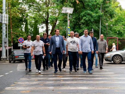 Глава Сочи Алексей Копайгородский оценил благоустройство микрорайона Блиново