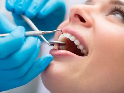 Ученые рассказали об опасности зубных имплантатов
