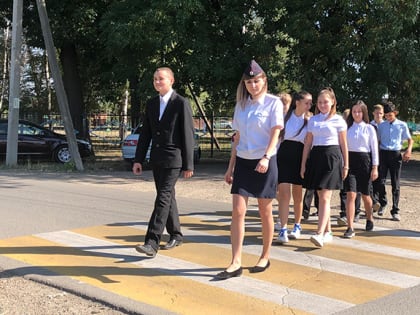 Перекресток, пешеходный переход — ловушки для тихорецких школьников