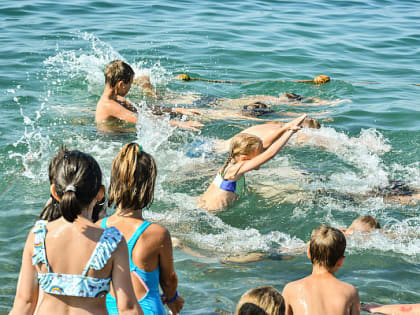 В Сочи ведется запись детей на «Всеобуч по плаванию»