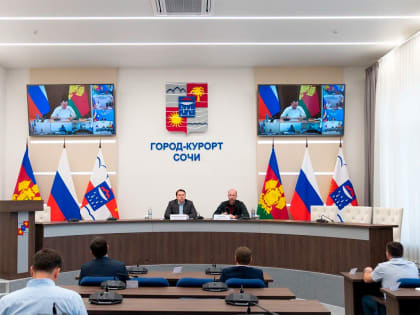 Глава Сочи Алексей Копайгородский доложил губернатору Краснодарского края Вениамину Кондратьеву о ходе ликвидации последствий ЧС