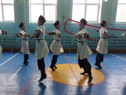 В Краснодаре еще две школы стали казачьими