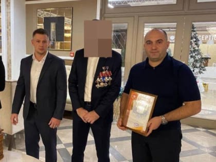 Депутату Зауру Хушт вручена благодарность за поддержку военнослужащих