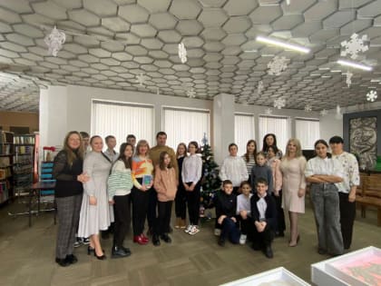 Подарок Центральной детской библиотеке имени З. Космодемьянской