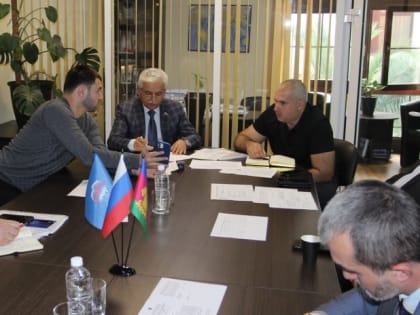 В Горсобрании Сочи обсудили ход реализации муниципальной программы исполнения предложений и поручений граждан по избирательному округу № 7 в 2023 году