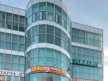 Вывел на чистоту. Александр Абрамов пристыдил собственника торгового помещения в центре Белореченска за нарушение санитарных требований