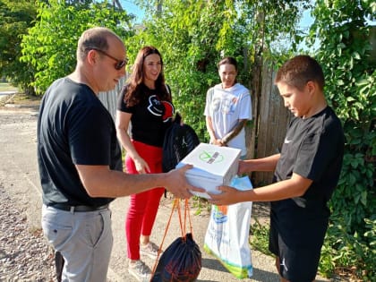 Оказали помощь в подготовке к новому учебному году