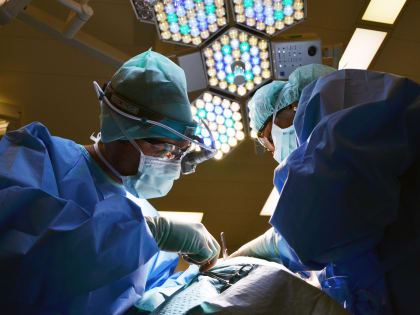 Вырезать или растворить тромбы: как лучше всего избавиться от атеросклероза навсегда