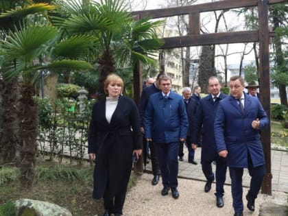 Председатель Законодательного Собрания Краснодарского края Юрий Бурлачко и глава Сочи Алексей Копайгородский проинспектировали объекты социальной инфраструктуры на курорте