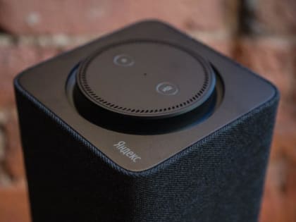 «Яндекс» признал, что «Алиса» могла подслушивать пользователей, и извинился