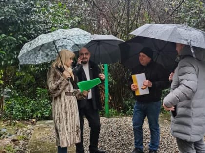 Инна Мысина и Владимир Давыдов провели выездное совещание