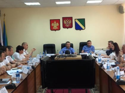 В Горячеключевском и Туапсинском районах прошло выездное заседание рабочей группы комитета по вопросам ТЭК, транспорта и дорожного хозяйства