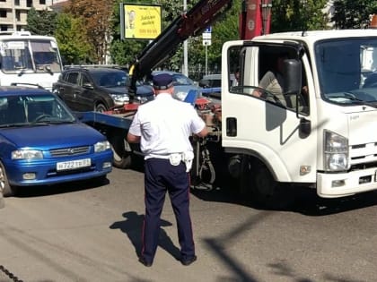 В Краснодаре с новых выделенных полос для общественного транспорта эвакуировали 63 машины