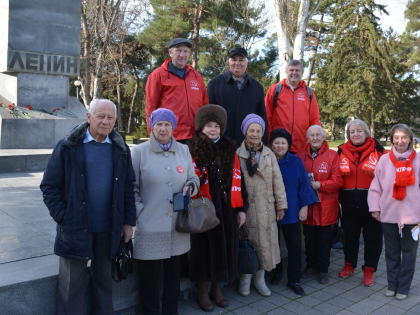 Анапа. Активисты КПРФ на улицах побеседовали с жителями и гостями города-курорта