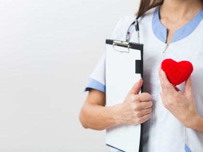 За месяц до инфаркта: ранние нетипичные признаки сердечного приступа