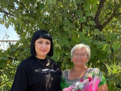 Сегодня свой день рождения отмечает руководитель ТОС Доропиевич Т.И