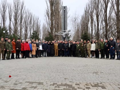 В ТИХОРЕЦКЕ ПОЧТИЛИ ПАМЯТЬ ВОИНОВ-ИНТЕРНАЦИОНАЛИСТОВ